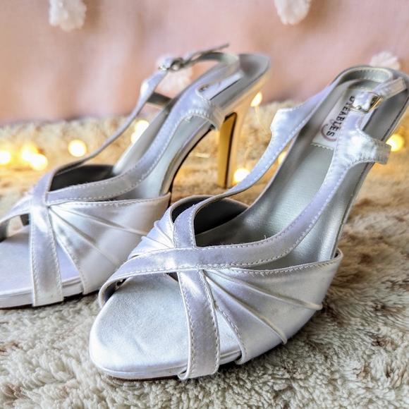 Bridal High Heels 8 - Picture 2 of 13